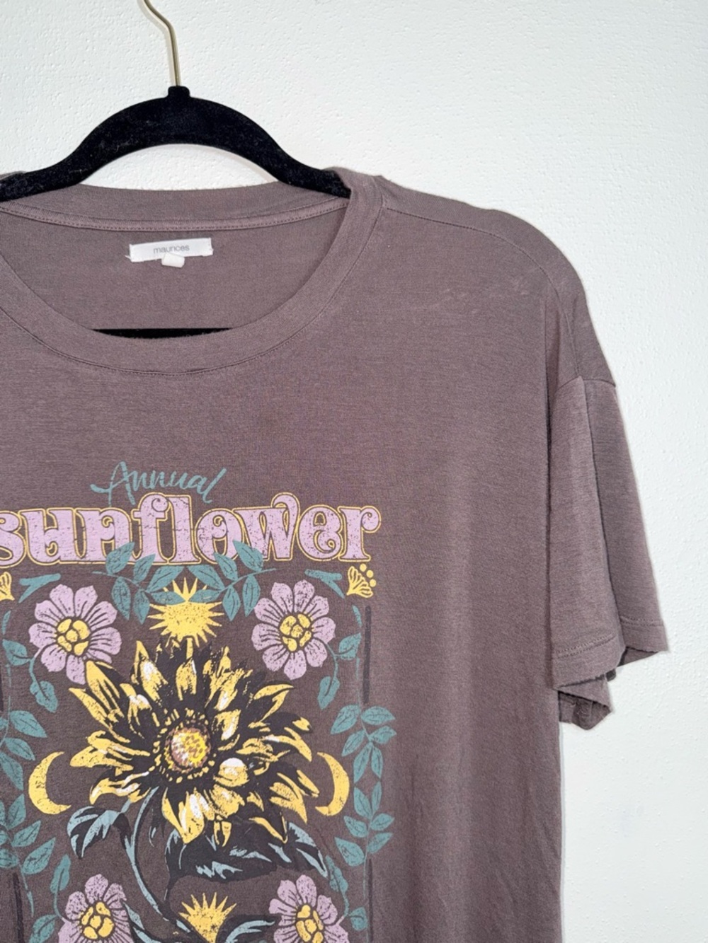 Maurices Sunflower Festival Graphic Tee Brown Short Sleeve Jersey Medium Women’s - Picture 4 of 11